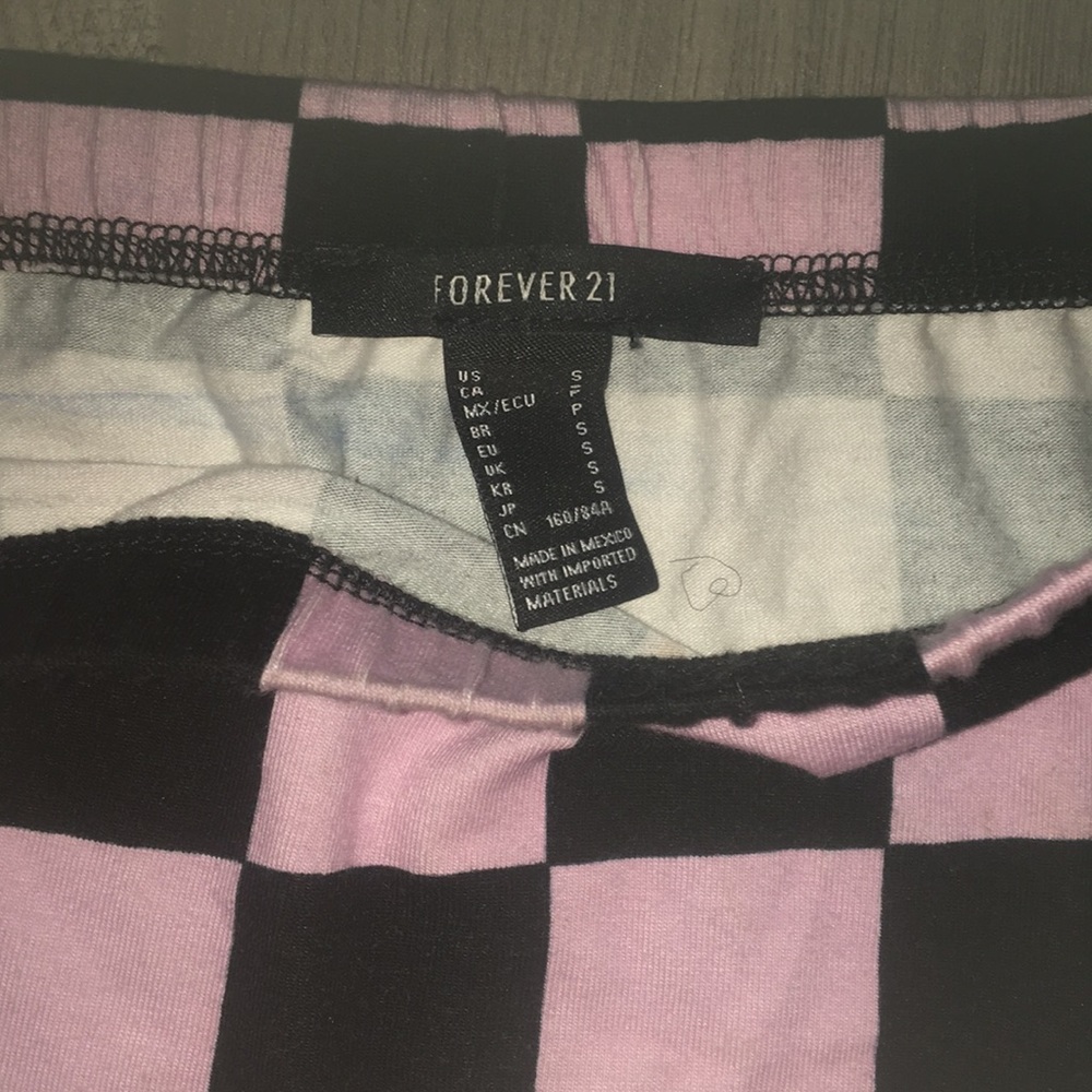 Halter top - Picture 2 of 4